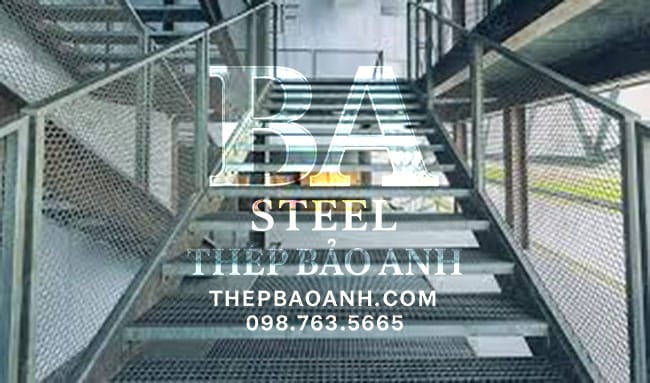 cầu thang thép tấm dạng thẳng