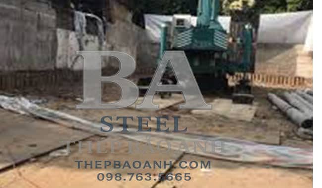 Thép Tấm Lót Đường đang thi công